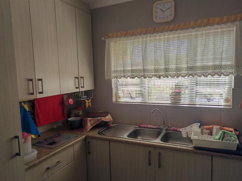 2 Bedroom Property for Sale in Sandbaai Western Cape